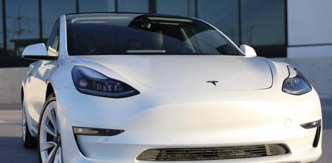 Tesla Model 3 2021