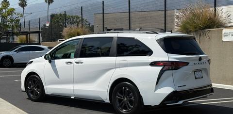 Toyota Sienna 2026