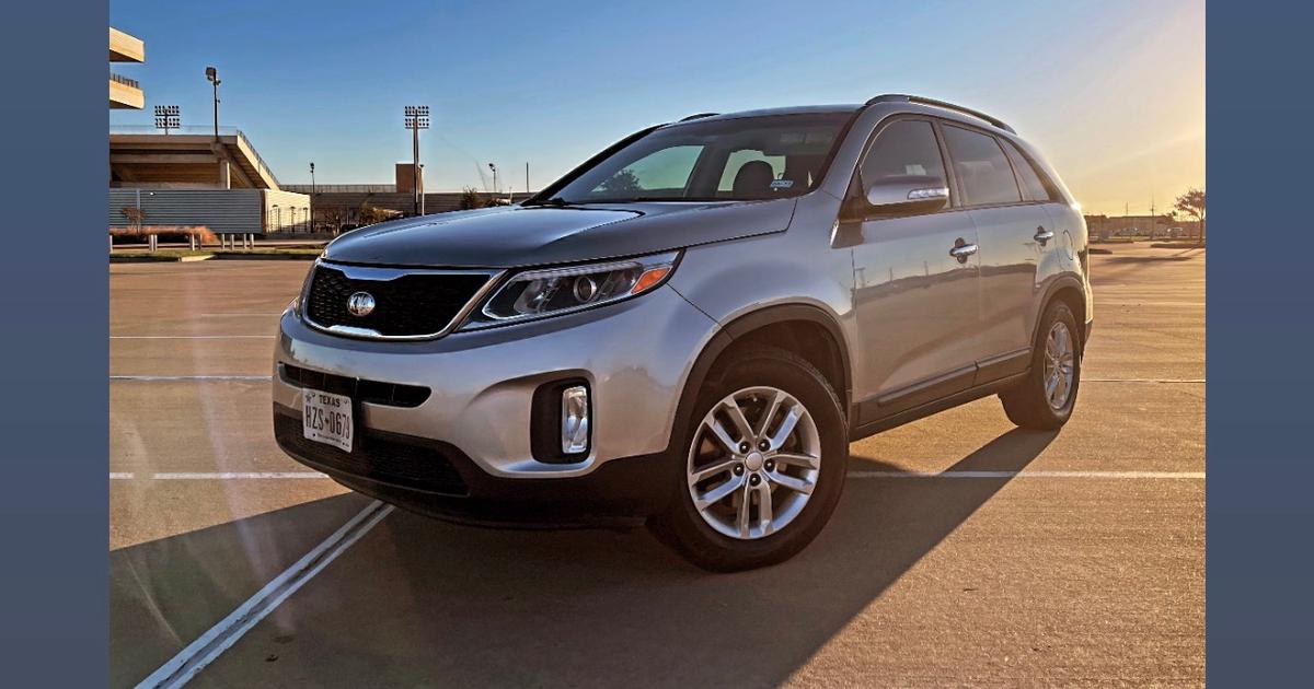 Kia Sorento 2015 rental in Katy, TX by David C. Turo