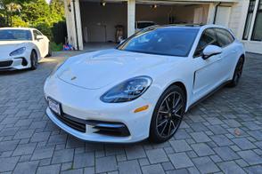 Porsche Panamera car