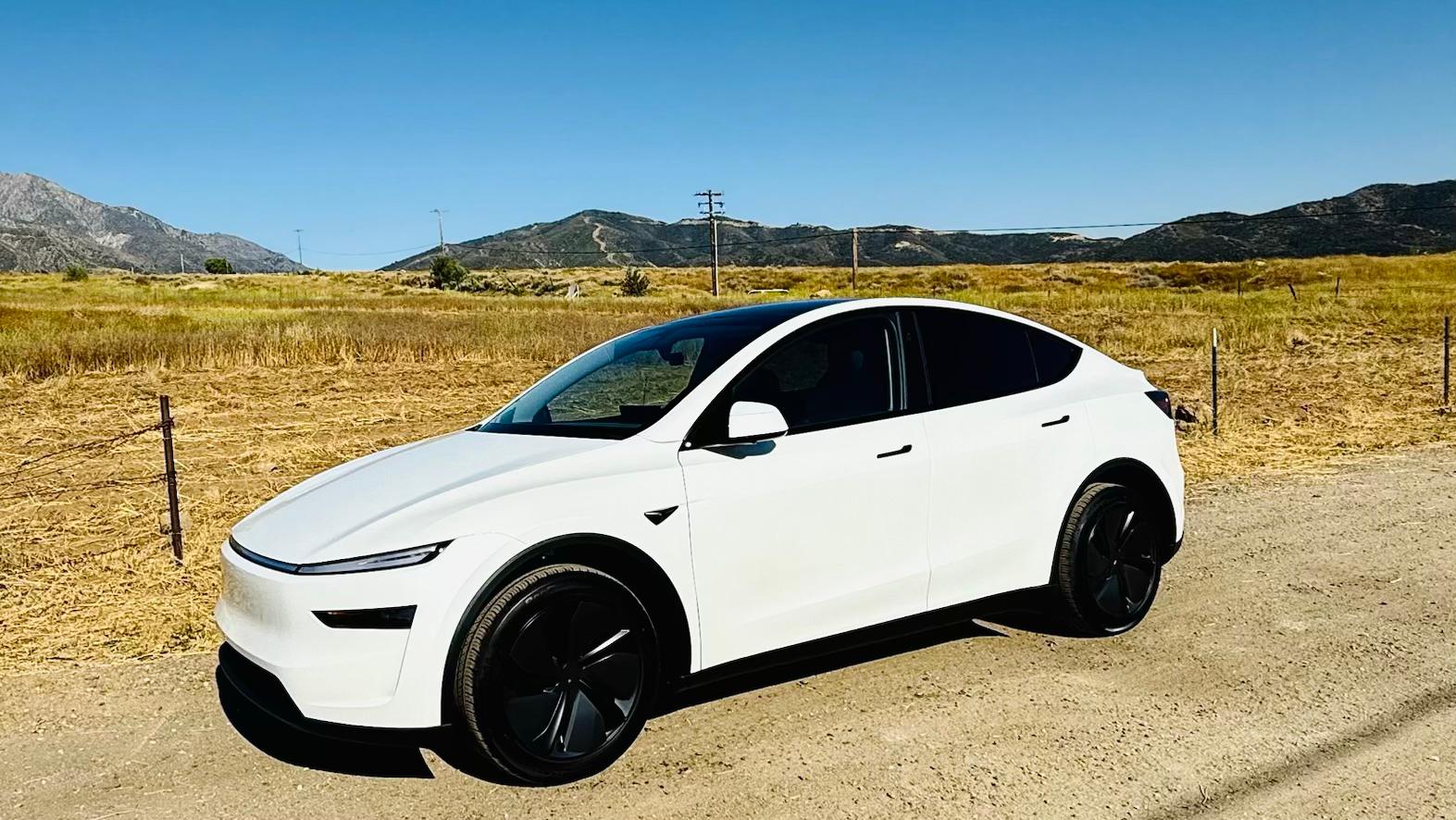 Tesla Model Y 2026 in Redlands, CA