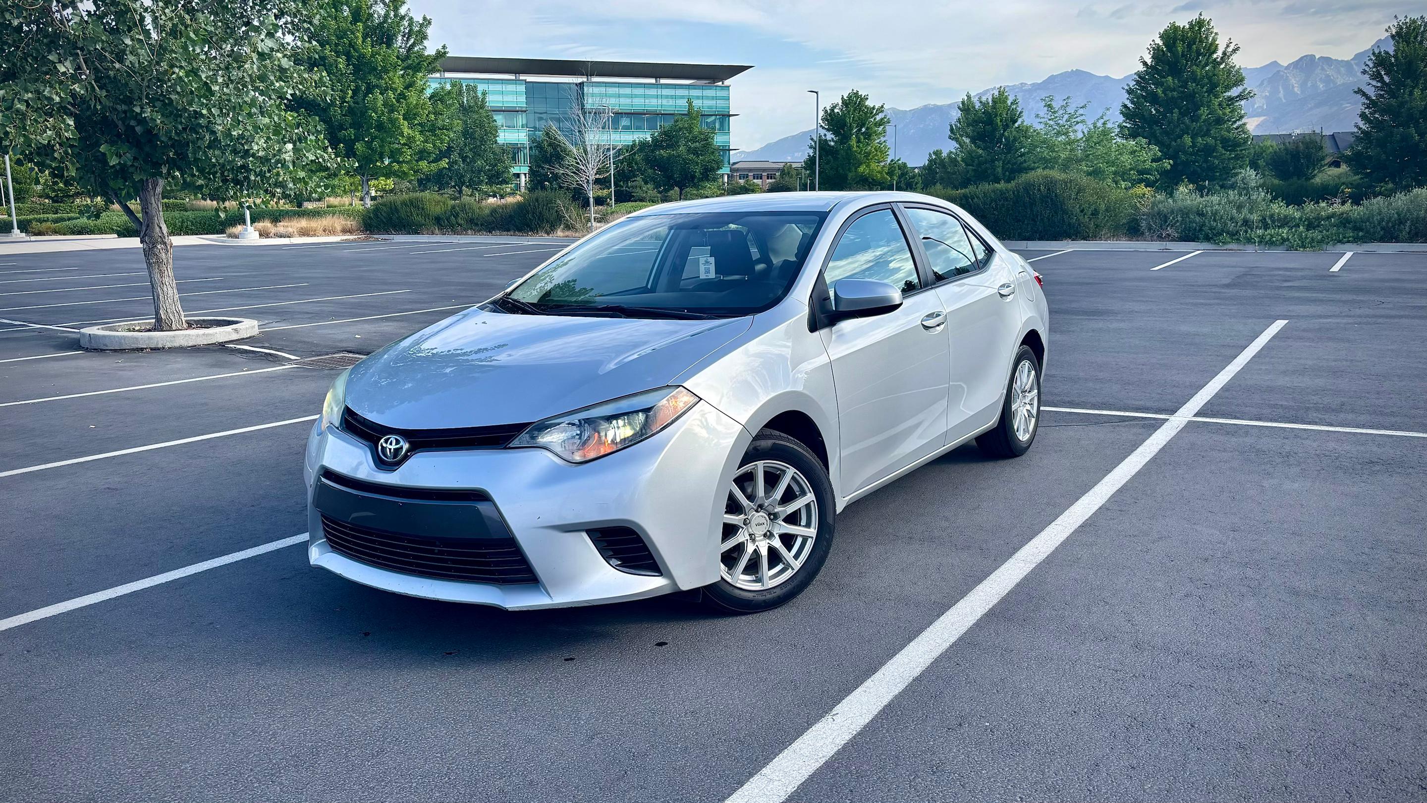 Toyota Corolla 2015 in Pleasant Grove, UT