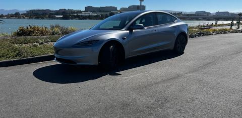 Tesla Model 3 2025