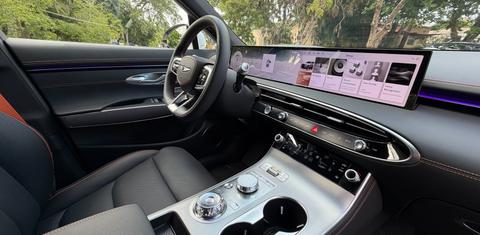 Genesis GV70 2026