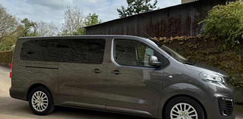 Peugeot EXPERT 2021