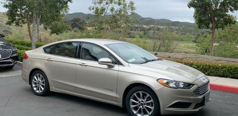 Ford Fusion Hybrid 2017