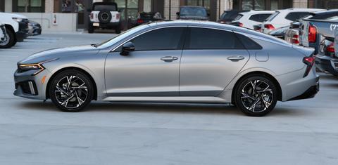 Kia K5 2025