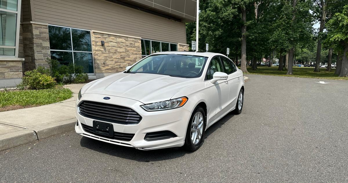 Ford Fusion 2013 rental in Elizabeth, NJ by Dylan S. Turo