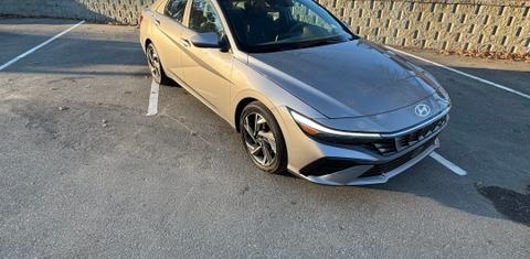 Hyundai Elantra 2025