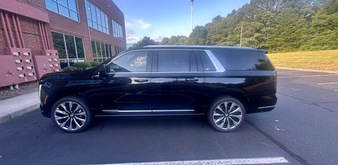 Cadillac Escalade ESV 2025
