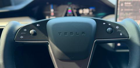 Tesla Model X 2023