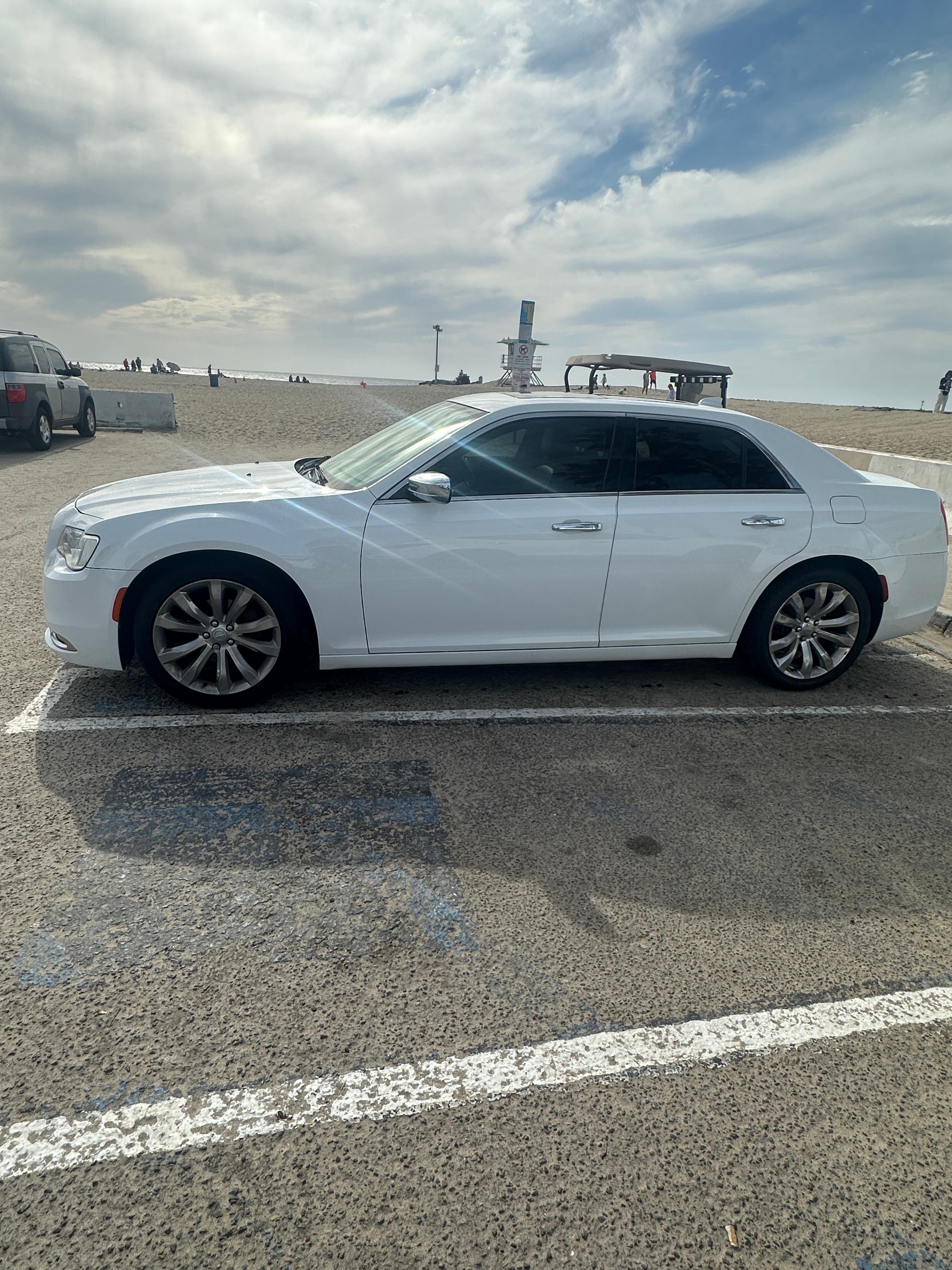 Chrysler 300 2018 in San Diego, CA