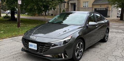 Hyundai Elantra 2023