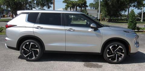 Mitsubishi Outlander 2023