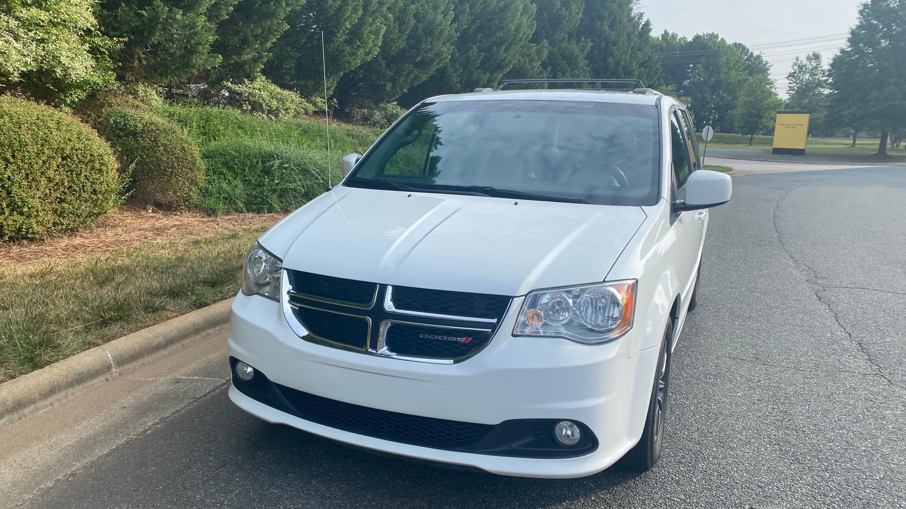 Dodge Grand Caravan 2016 in 