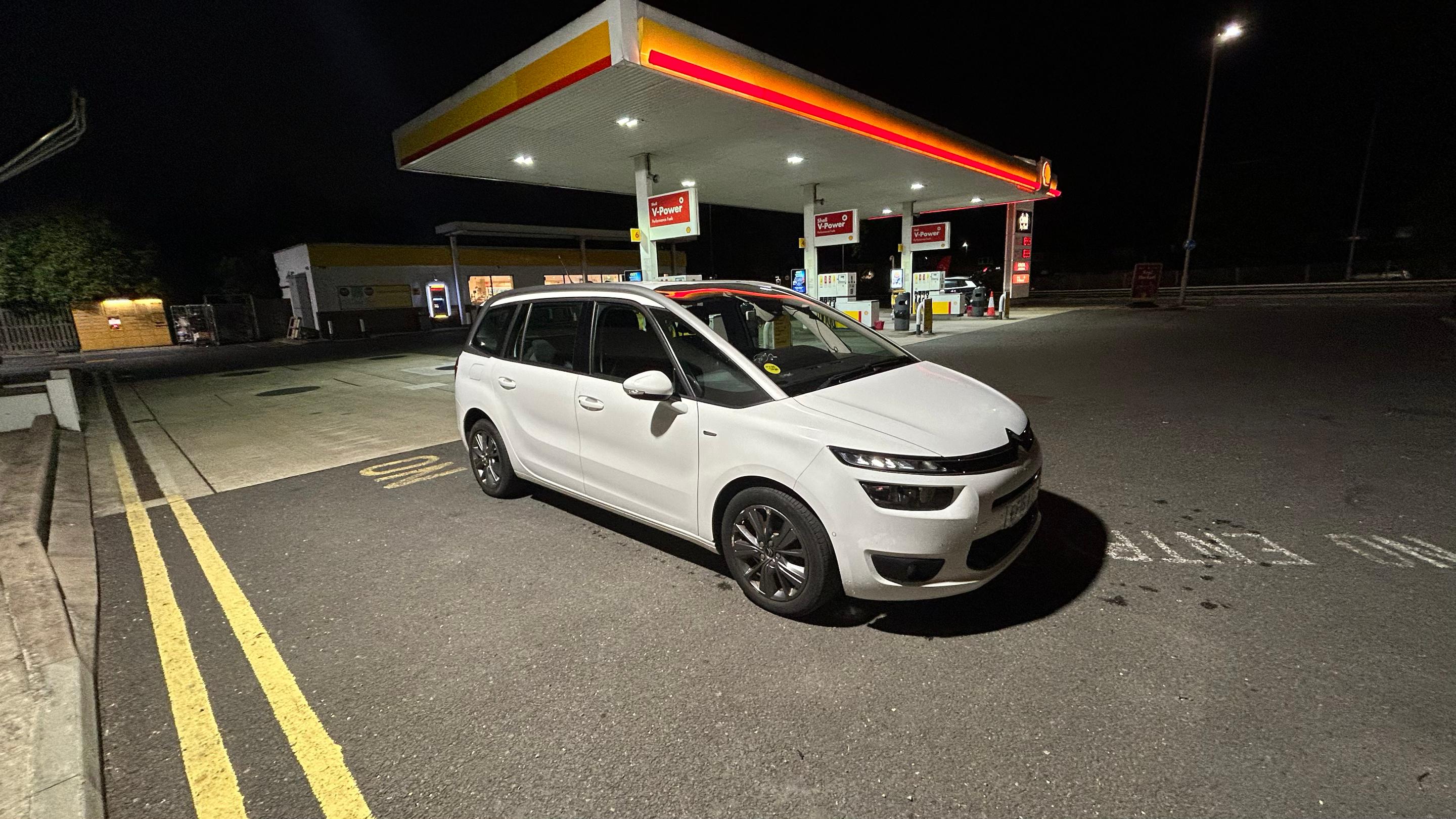 Citroen Grand C4 Picasso 2016 in London