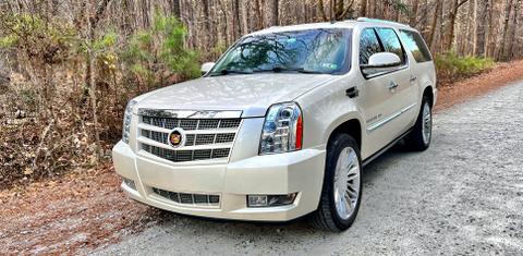 Cadillac Escalade ESV 2013