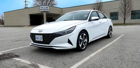 Hyundai Elantra 2023