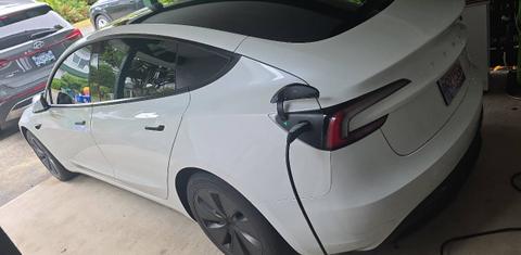 Tesla Model 3 2025