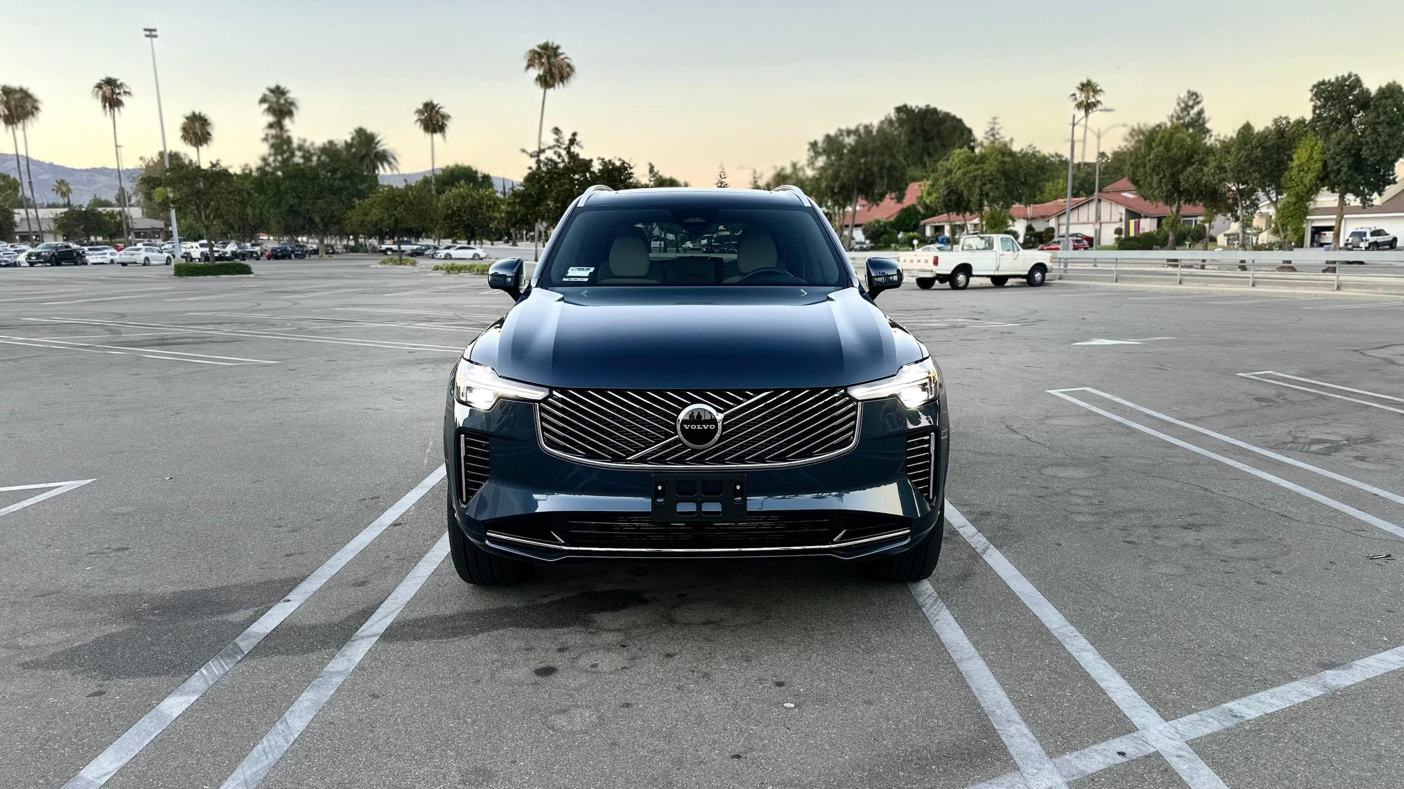 Volvo XC90 2026 in Los Angeles, CA