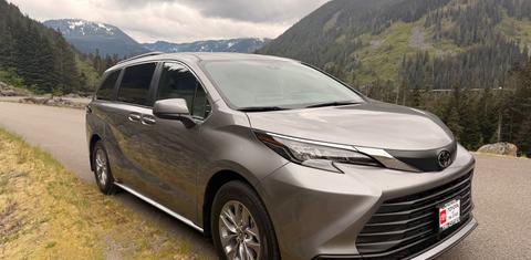 Toyota Sienna 2026