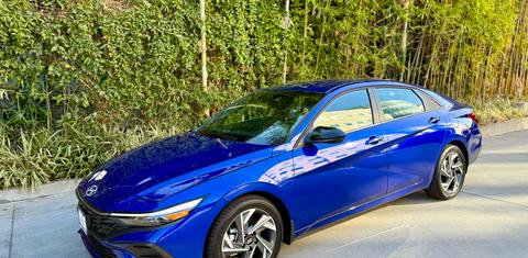 Hyundai Elantra 2025