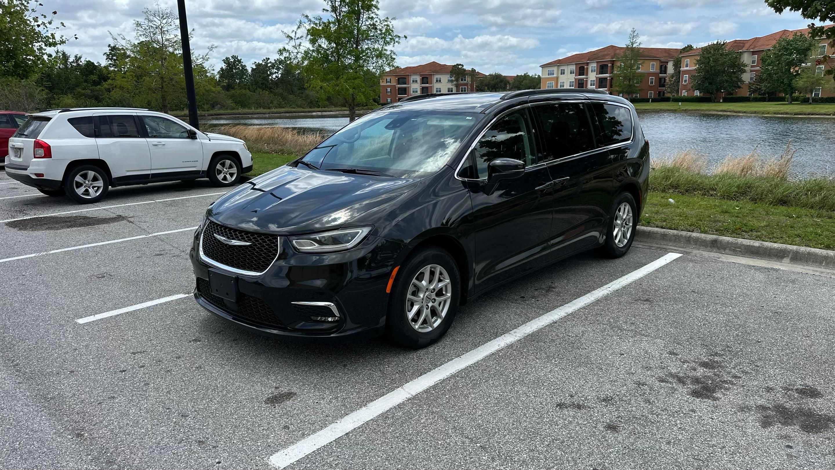 Chrysler Pacifica 2022 in 