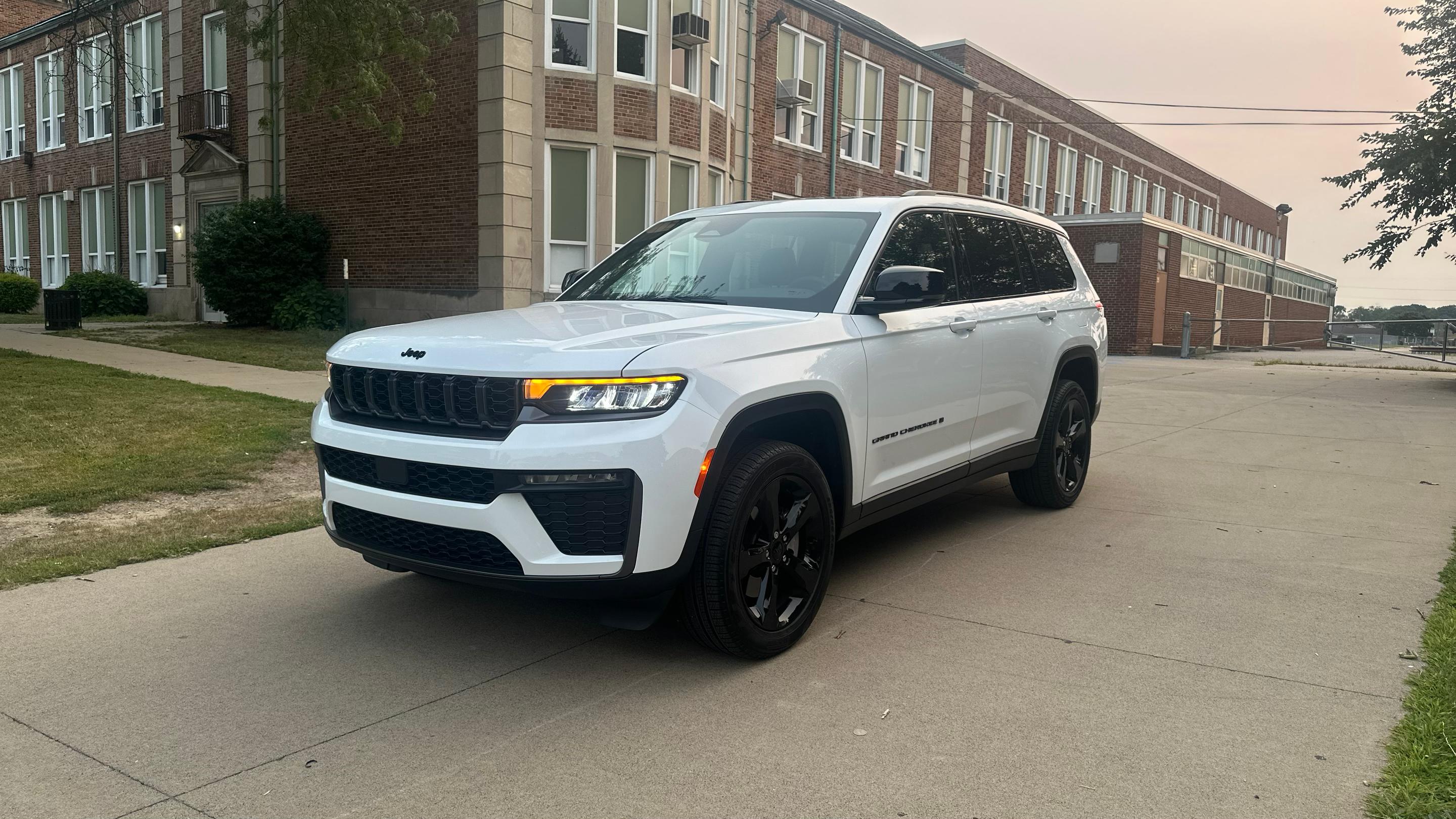 Jeep Grand Cherokee L 2026 in Dearborn, MI
