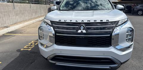 Mitsubishi Outlander 2025