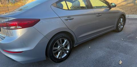 Hyundai Elantra 2017