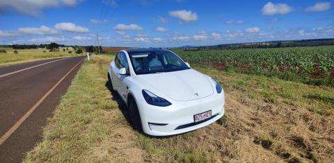 Tesla MODEL Y 2023