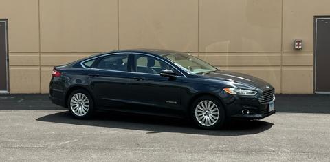 Ford Fusion Hybrid 2014