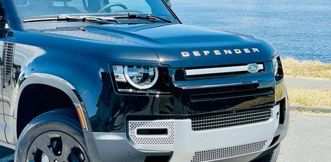 Land Rover Defender 2023