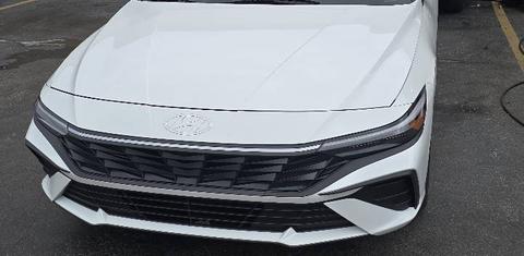 Hyundai Elantra 2025