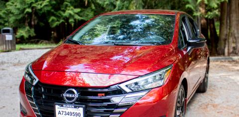 Nissan Versa 2024