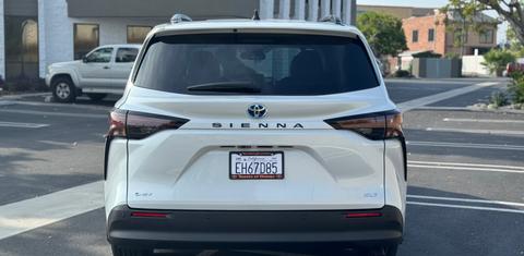 Toyota Sienna 2025