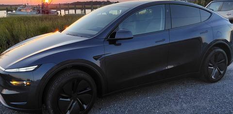Tesla Model Y 2026