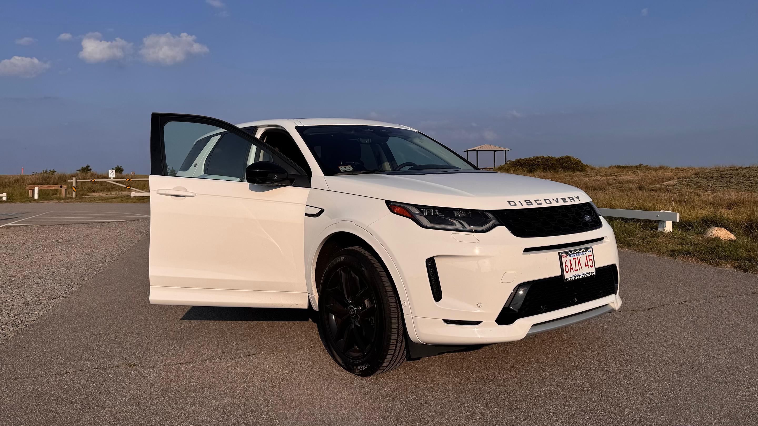 Land Rover Discovery Sport 2024 in Malden, MA