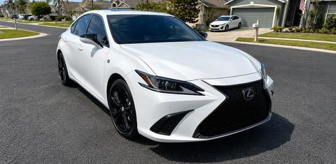 Lexus ES 2022