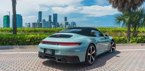 Porsche 911 2025