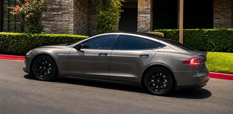 Tesla Model S 2015