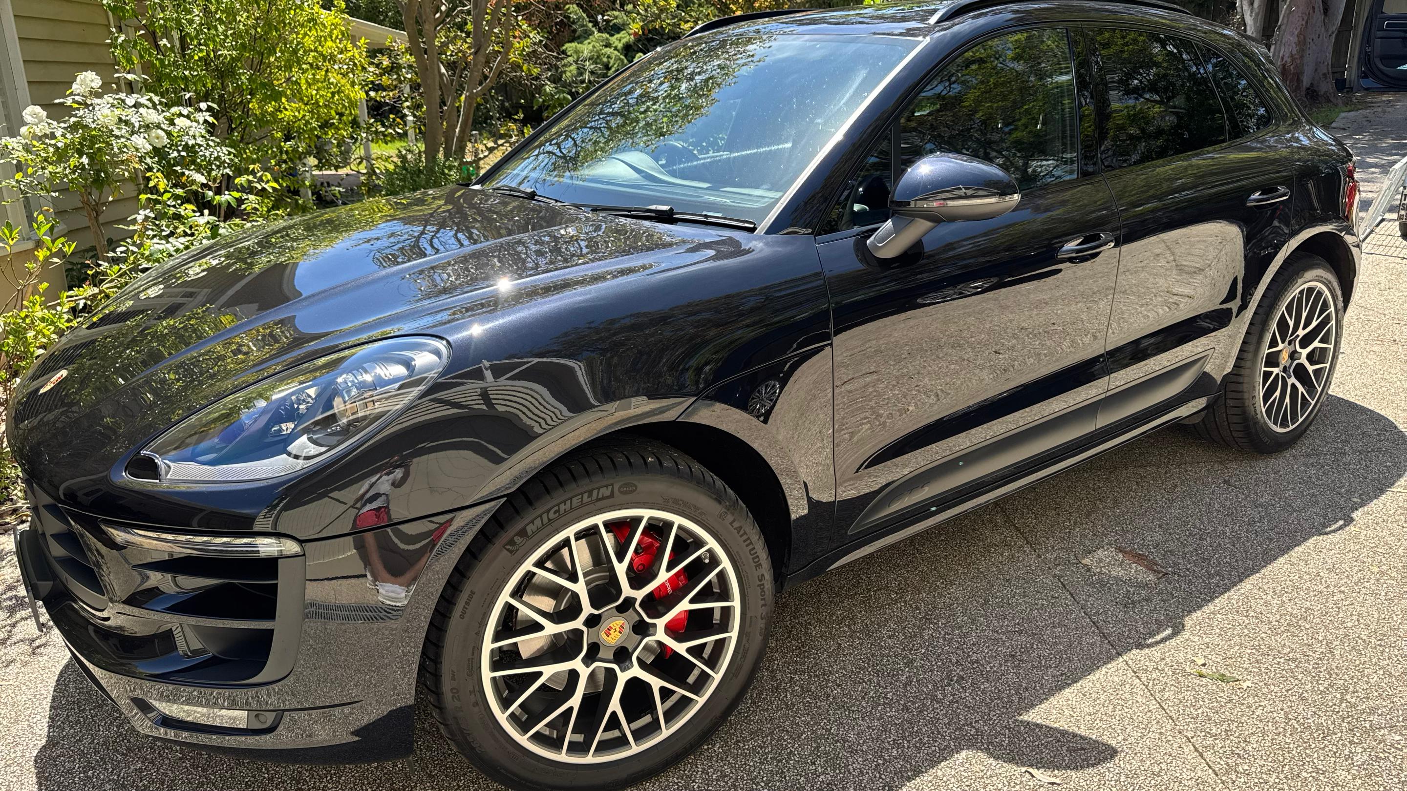 Porsche MACAN 2016 in Essendon
