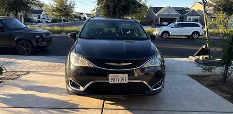Chrysler Pacifica 2017