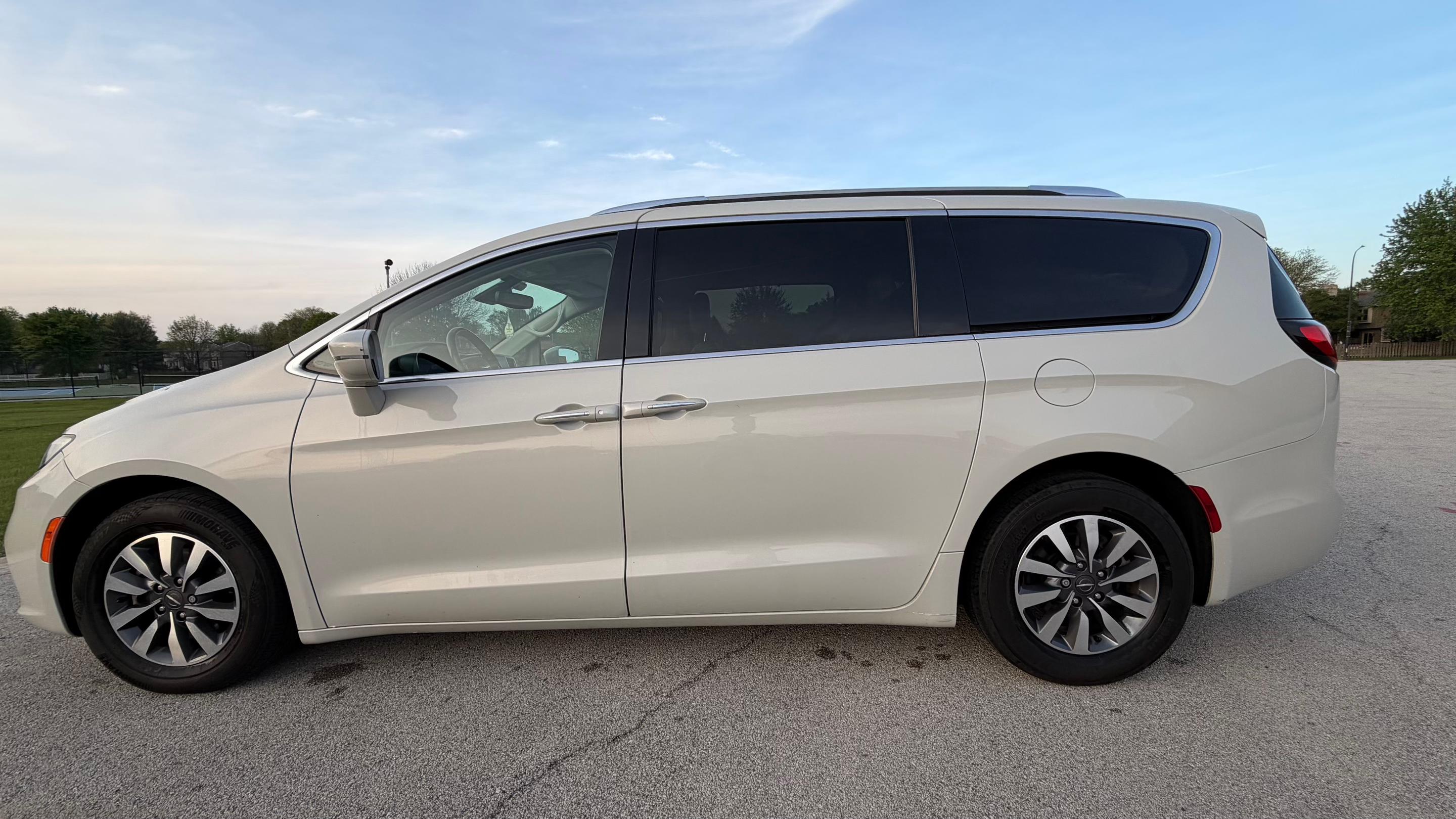 Chrysler Pacifica 2021 in 