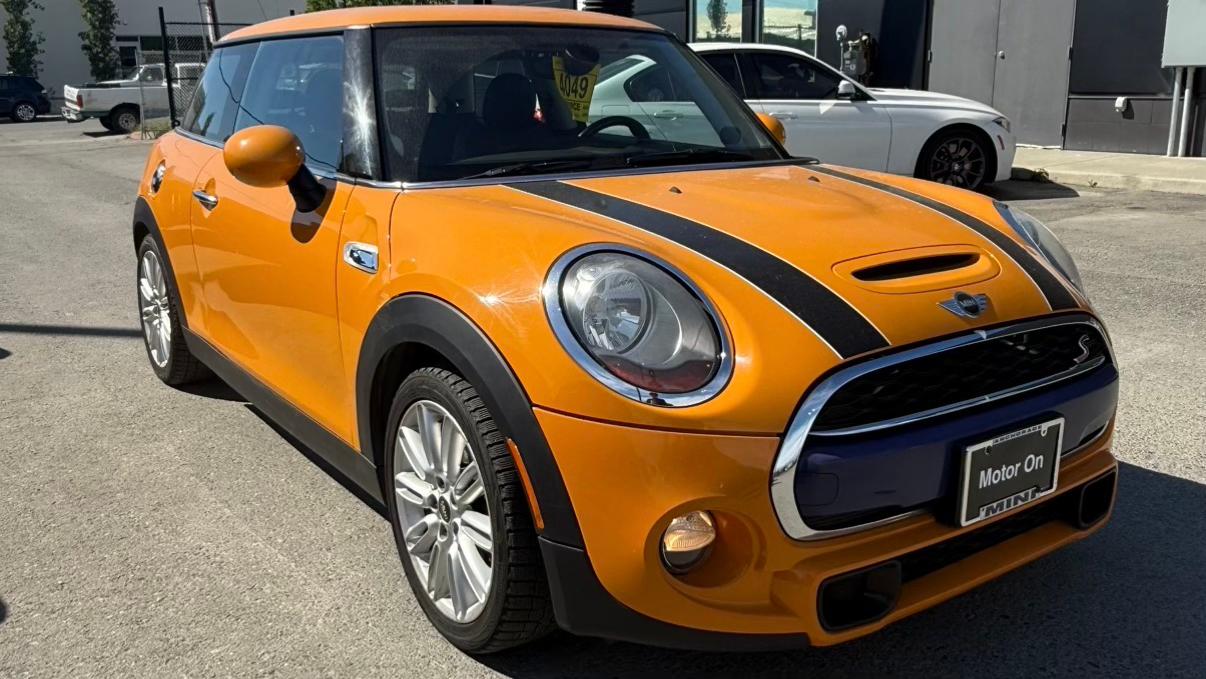 MINI Hardtop 2 Door 2014 in Anchorage, AK