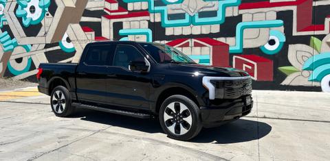 Ford F-150 Lightning 2023