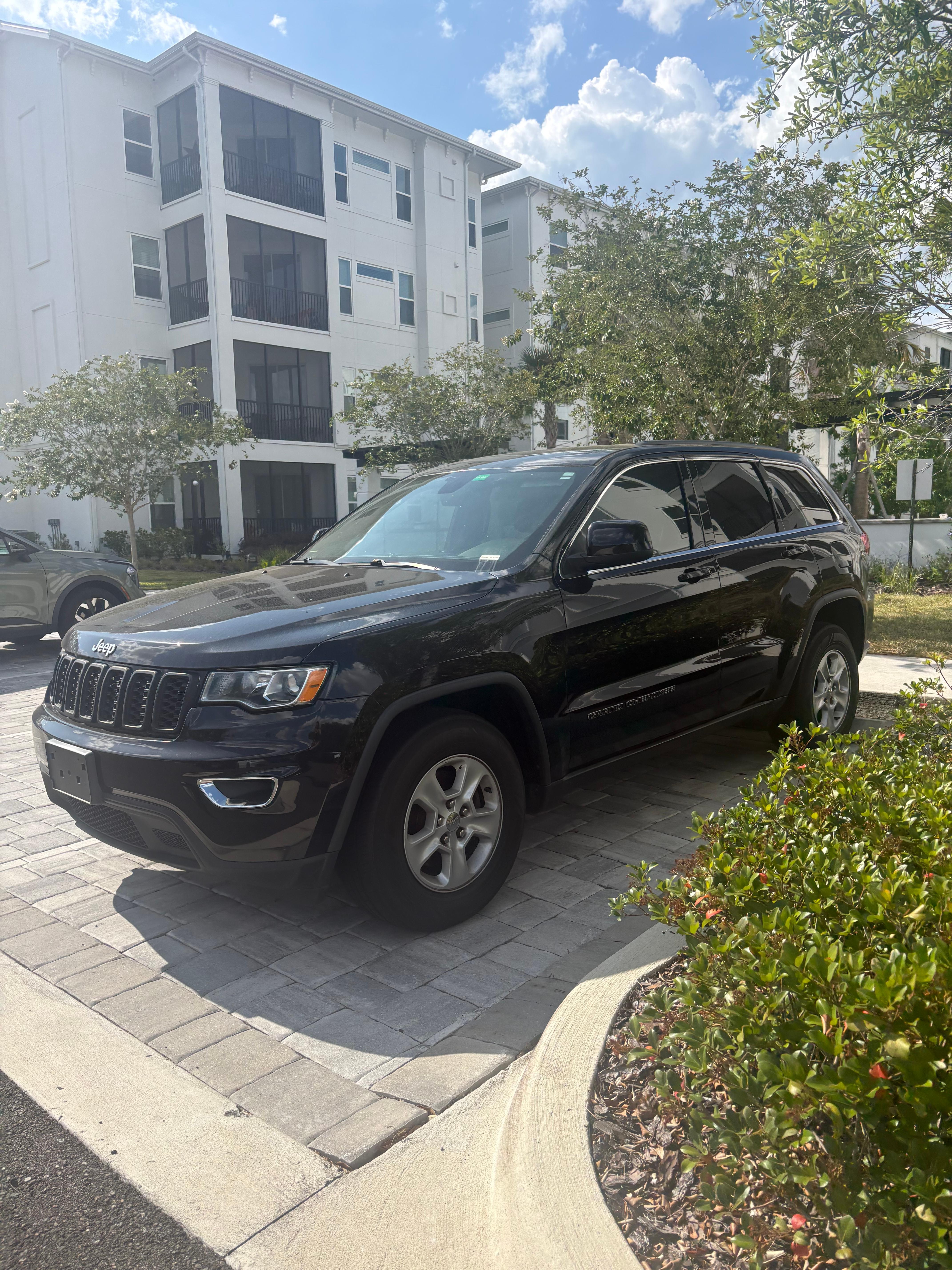 Jeep Grand Cherokee 2017 in 