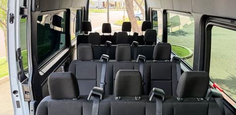 Mercedes-Benz Sprinter 2025