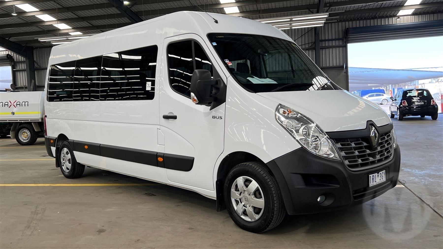 RENAULT Master Bus 2020 in Oakleigh South