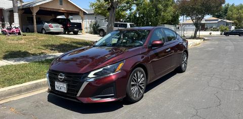 Nissan Altima 2023